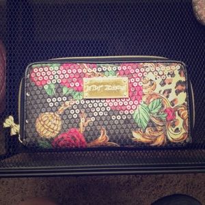 Betsey Johnson wallet